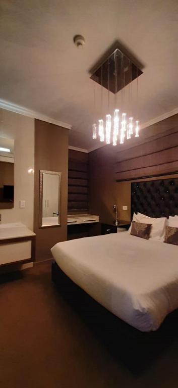 The Residences at Crystal Towers