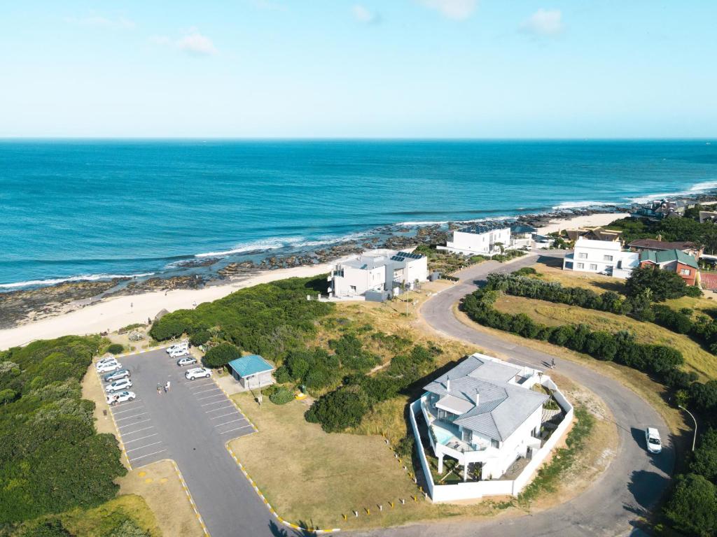هتل پوینت ویلا Point Villa