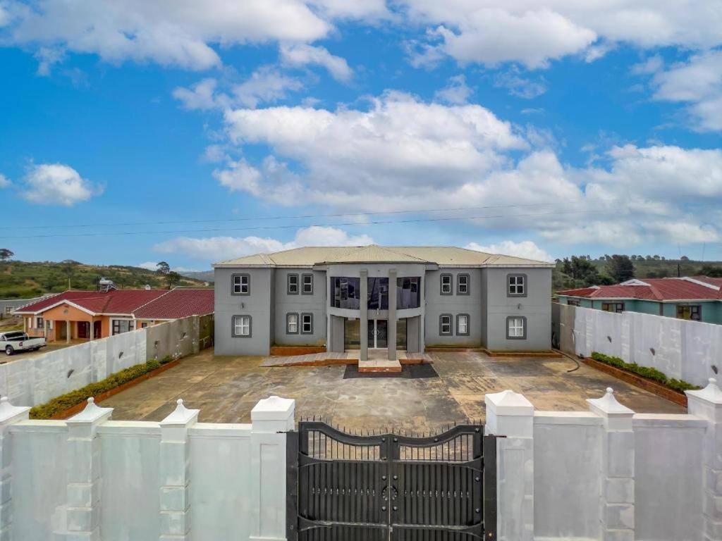 هتل فلگریج کانتی لاج flagridge county lodge