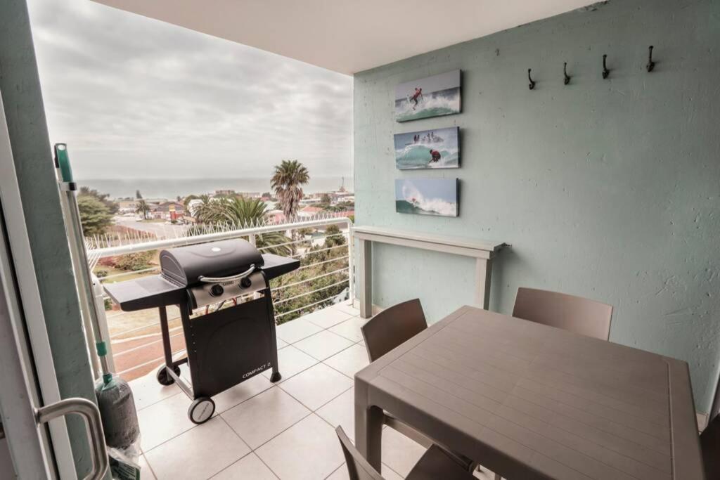 هتل اوشن‌ویو آپارتمانز ذ لوک آوت Oceanview Apartments The Look Out