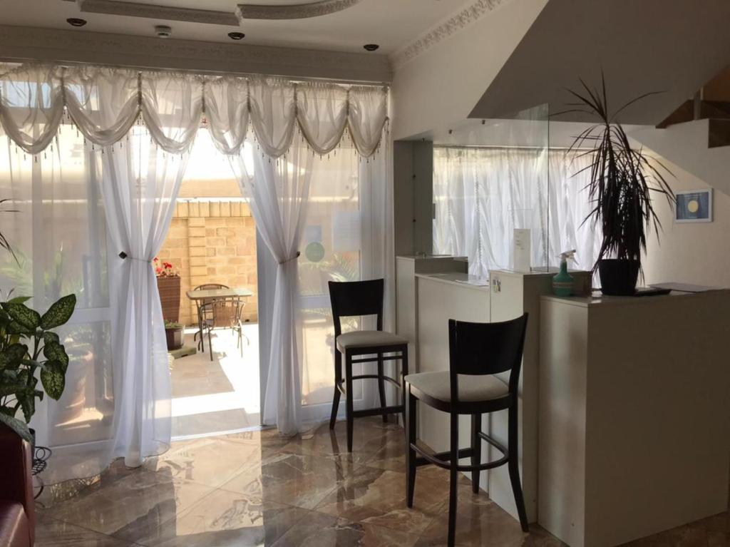 دانا بوتیک هتل Dana Boutique Hotel