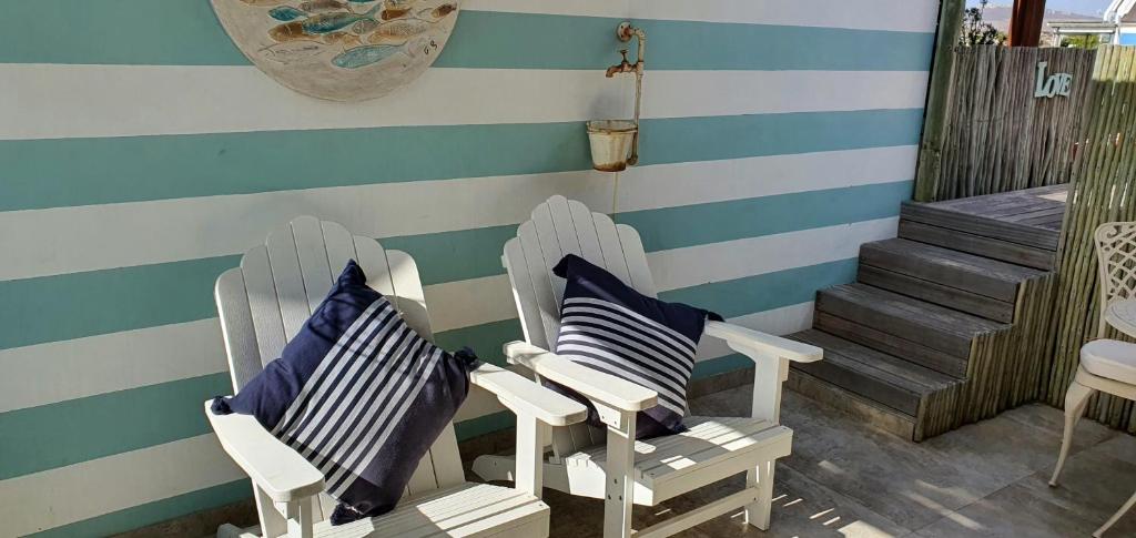 Penguin's Nest - Solar