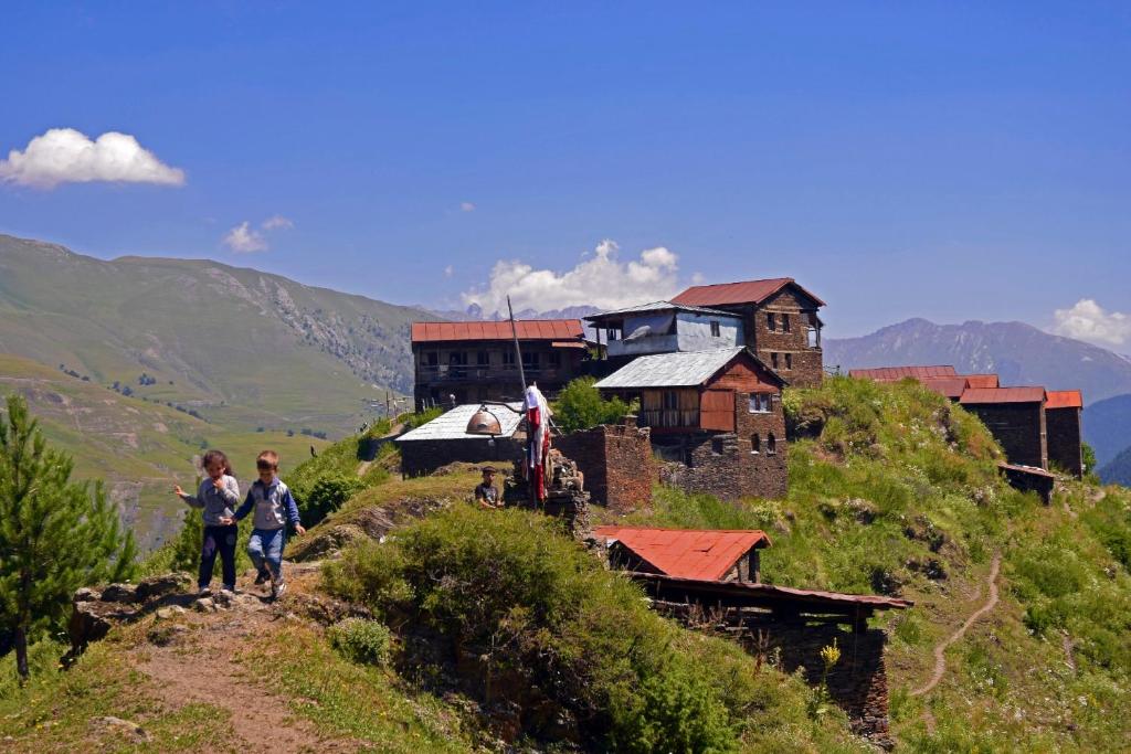 هتل پردایس آو توشِتی paradise of tusheti