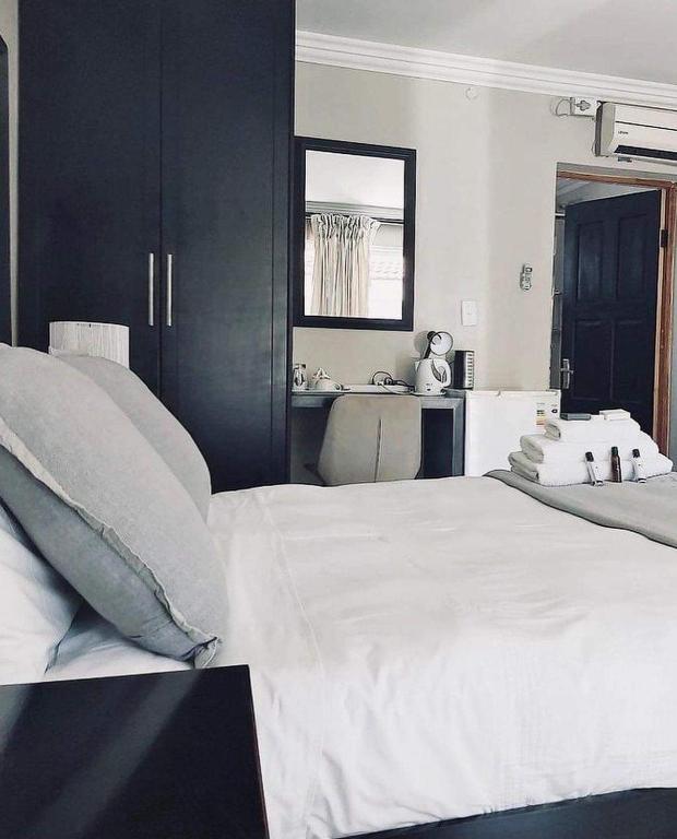 هتل وایت هاوس لاج بنونی Whitehouse Lodge Benoni