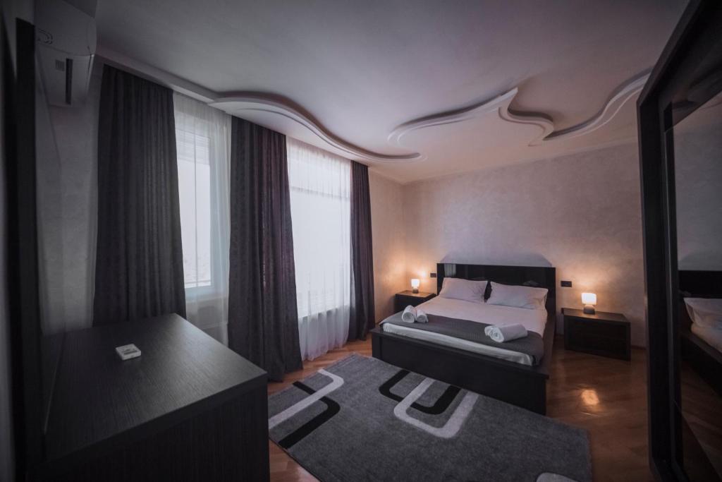 هتل میکوس گست هاوس Makos Guest House
