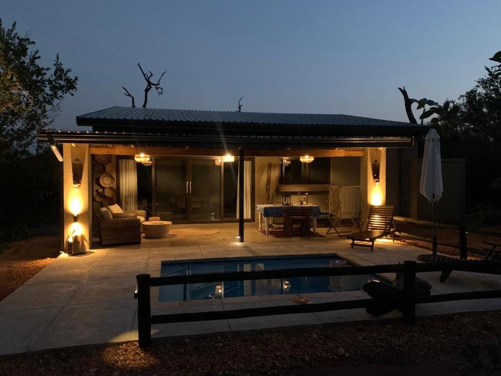 هتل روی باس لاکچری بوش کاتج - Rooibos Luxury Bush Cottage