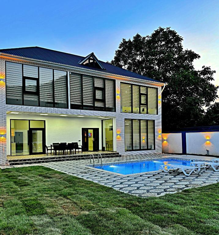 هتل قفقاز منور کیبانا Qafqaz Manor Kibana