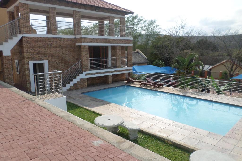هتل کانتری لینک گست لودج Country Link Guest Lodge