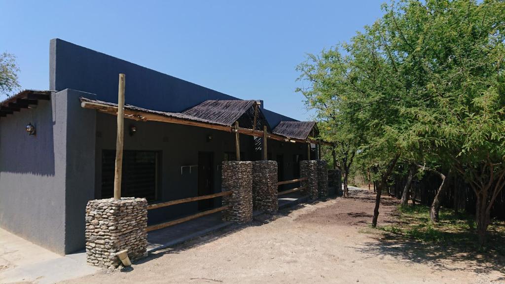 هتل اس وی اچ بوش لودج SVH Bush Lodge
