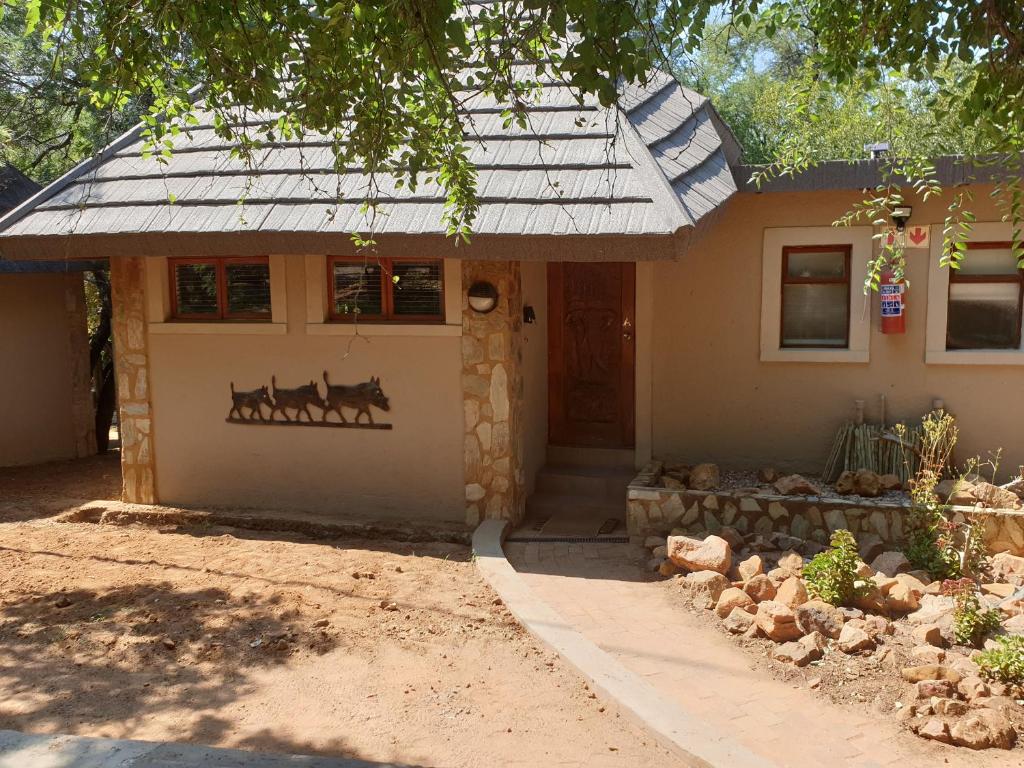 هتل شاله پومبا، یونیت بی، 269 الیفنت لاج، مابالینگو Chalet Pumba, Unit B, 269 Elephant Lodge, Mabalingwe