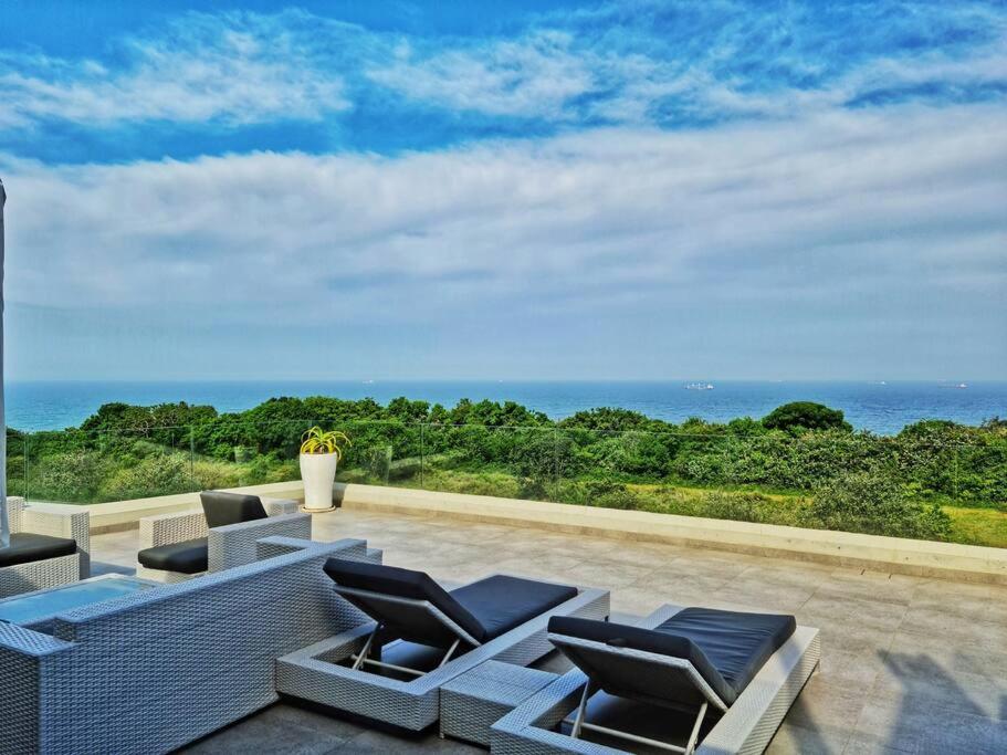 هتل امیزینگ سی ویوز! * 3 بد * کُرنر اپت ات سیبایا - Amazing sea views! * 3 bed * corner apt at Sibaya