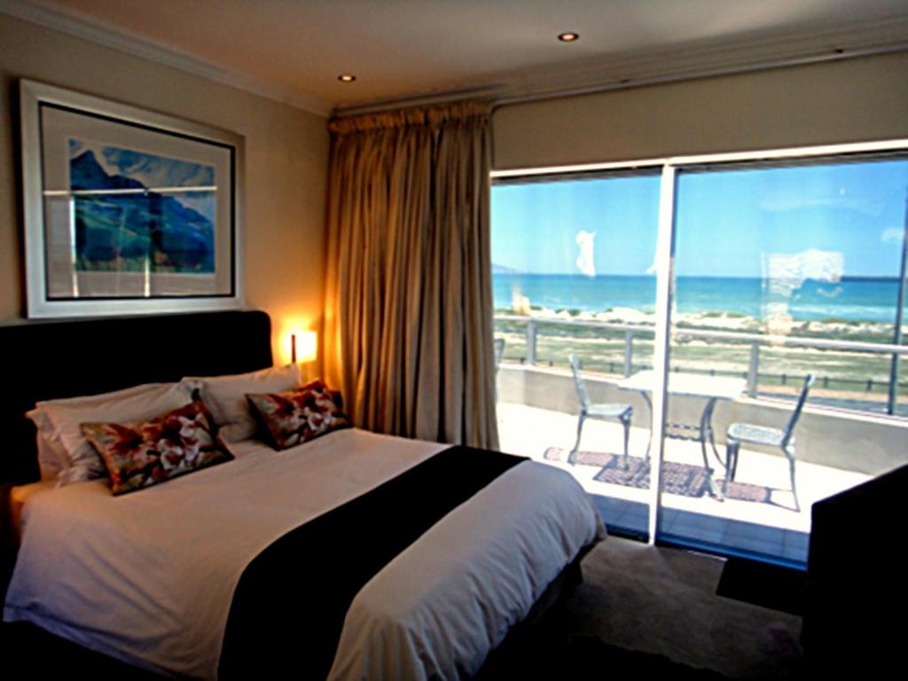 هتل کپ تاون بیچ فرانت آکامودیشن این بلوبرگ Cape Town Beachfront Accommodation in Blouberg