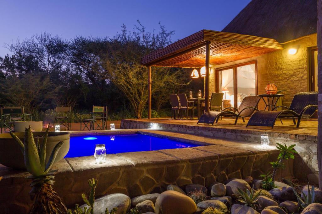 هتل زیبرا لودج اند گیرَف لودج - Zebra Lodge & Giraffe Lodge