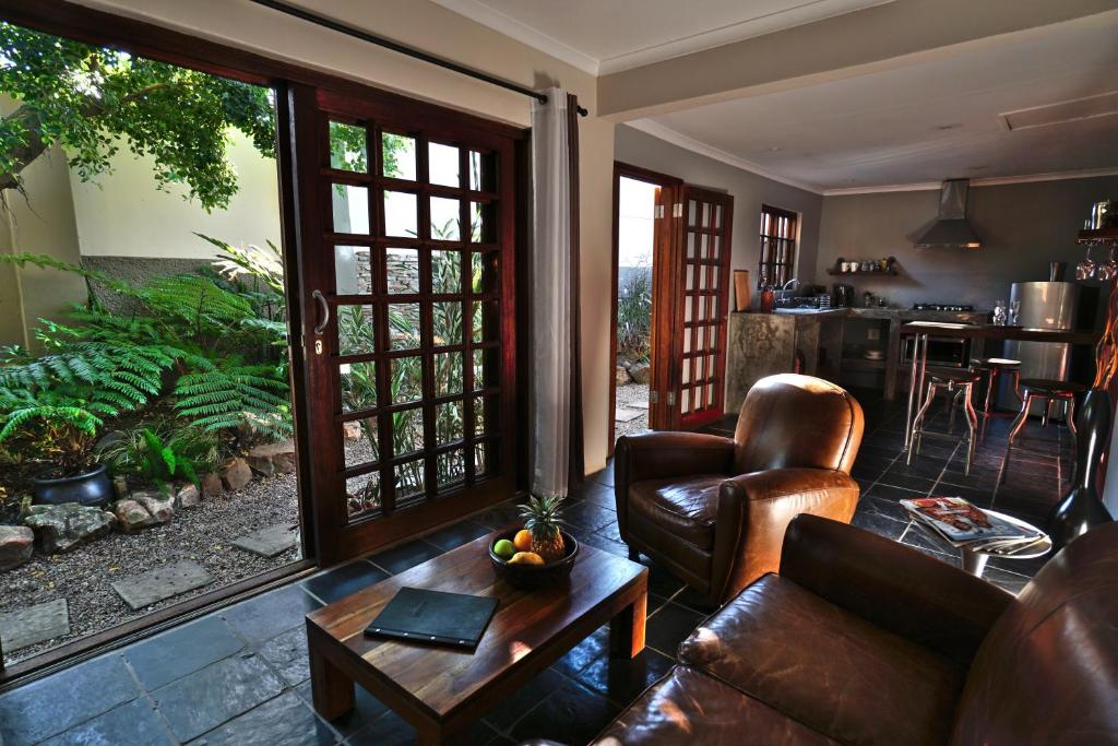 هتل ویلا لا مرسی گست سوییت، نو لود shedding اور واتر آوتیجز Villa La Mercy Guest Suite, No load shedding or water outages