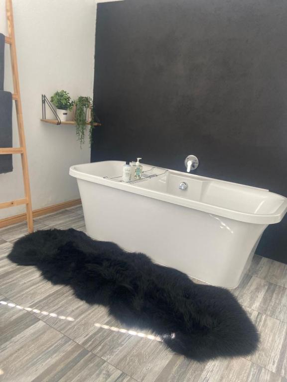 هتل ایکی بی کی - ikibiki