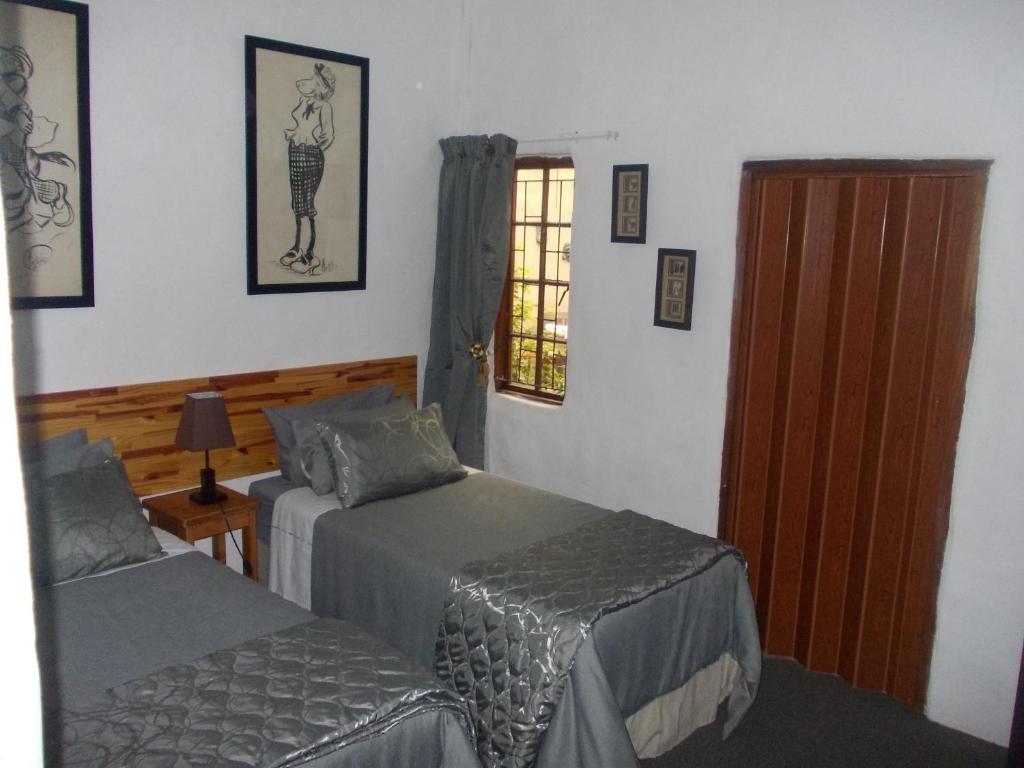 هتل ویلا اوشن کست ب اند ب Villa Ocean Crest B&B