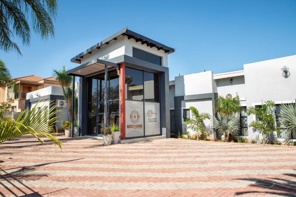 هتل ام ان ام گست هاوس پولوکوان مرکزی M n M Guesthouse Polokwane Central