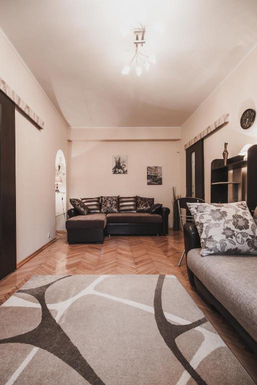 هتل لکشمی آپارتمان الکسیووفسکایا - Lakshmi Apartment Alekseevskaya
