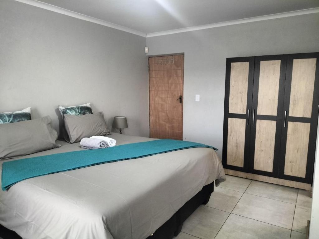 هتل آکانی گست هاوس کازمو سیتی AKANI Guesthouse Cosmo city