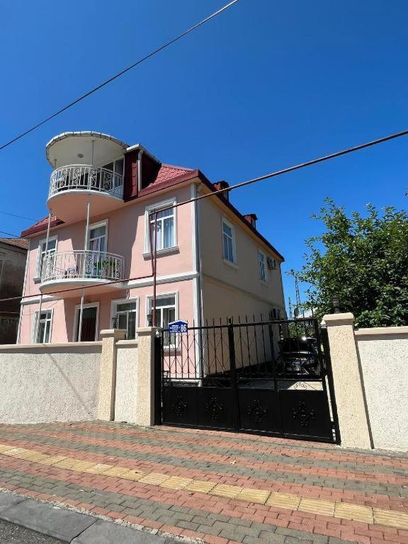 هتل مانوGuest هاؤس mano guest house