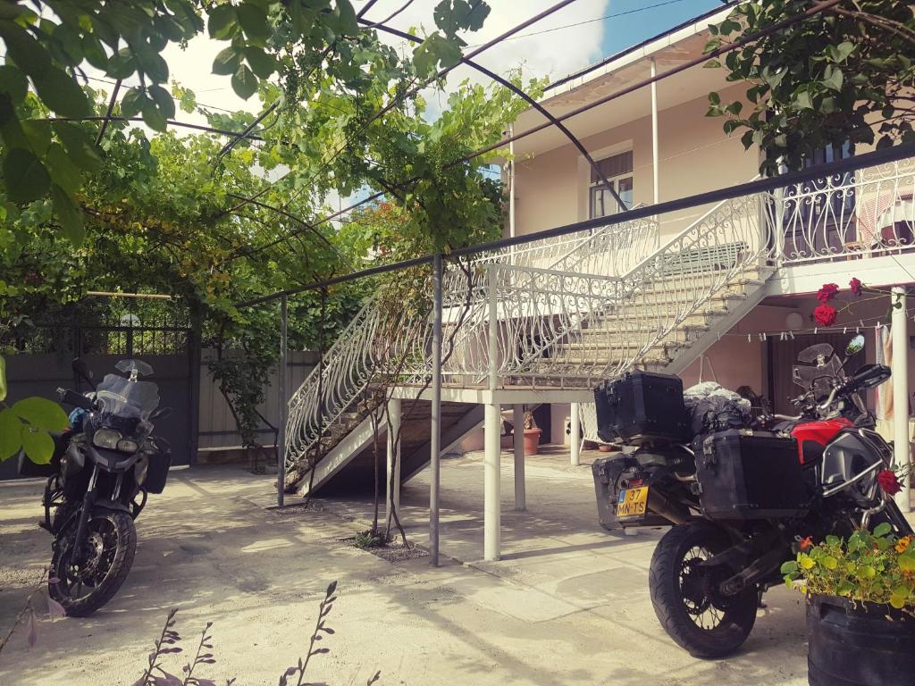 هتل گست هاوس آدیگنی Guest House Adigeni