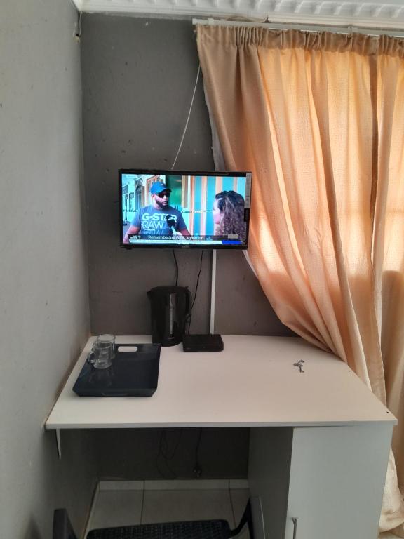 هتل لتز گوست لاج Letz Guest Lodge