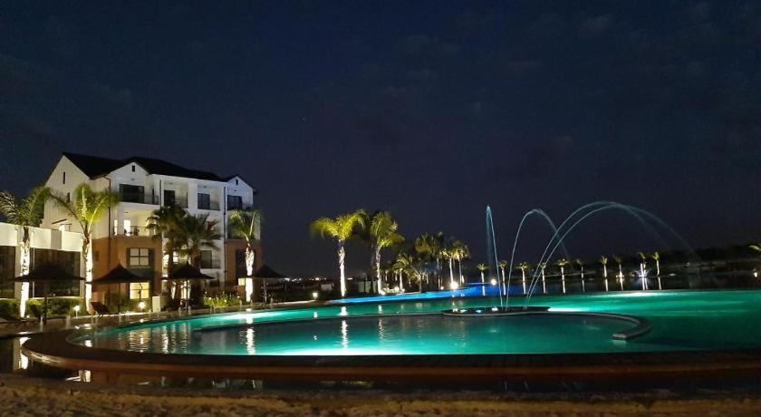 هتل دِ بلیده کریستال لاگون وان بَدرووم آپارتمان The Blyde Crystal Lagoon One Bedroom Apartment