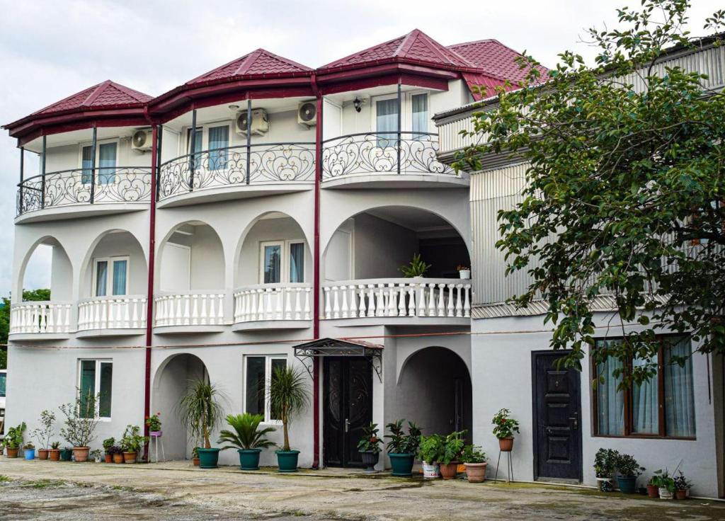 هتل گیوز گس هوس Gio's Guest House