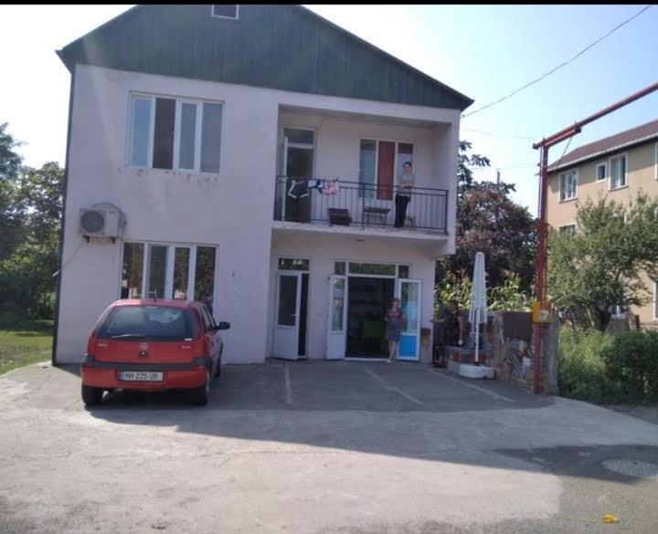 هتل ناتالیا - سنت باگراتیونی 42 Natalia - St Bagrationi 42