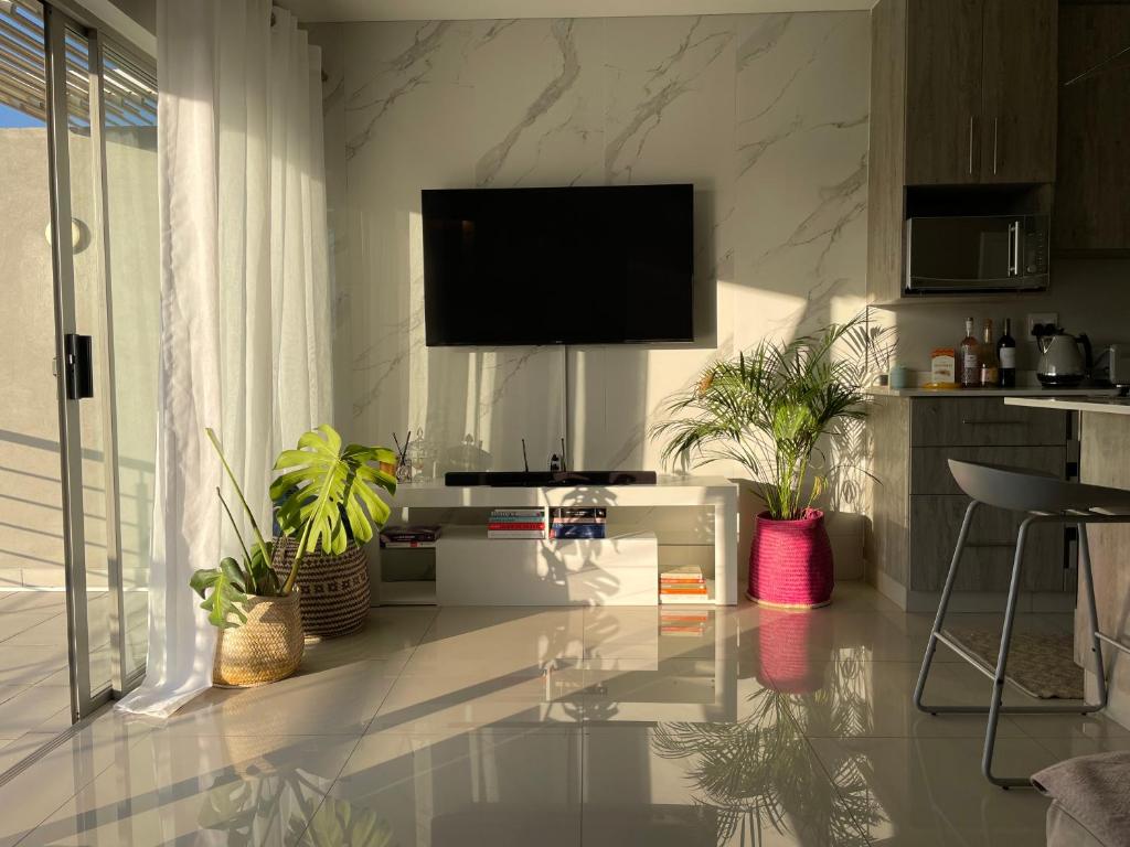 هتل بروداکرز لاکس سوئیت - Broadacres Luxe Suite
