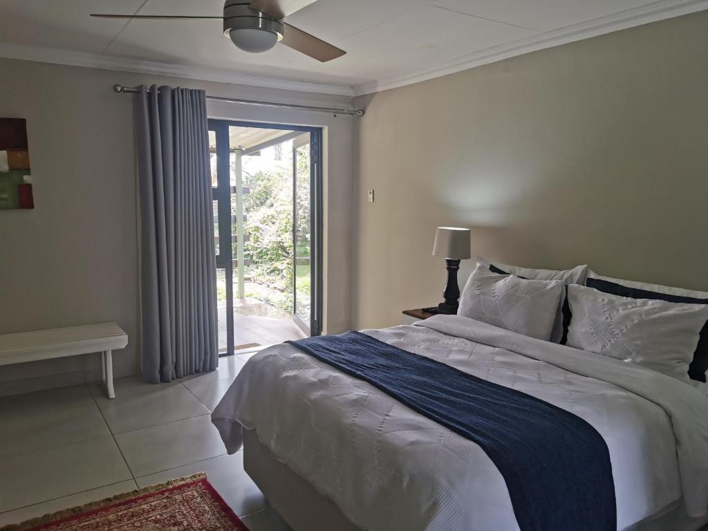 هتل ۱۹ث آن بلوکوم گوست هاوس 19th on Bloekom Guesthouse
