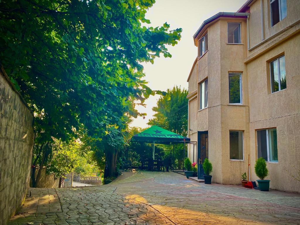 هتل گست هاوس سوفی Guest House Sophie