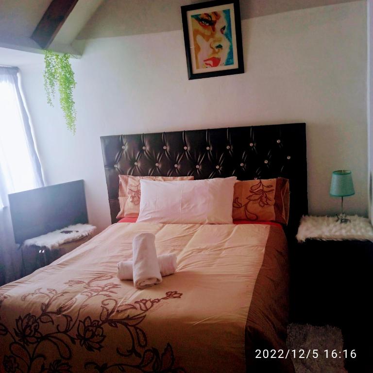 هتل روم این بی بی - دابل روم این بی بی این هریتج هاوس - Room in BB - Double Room in Bb in heritage house
