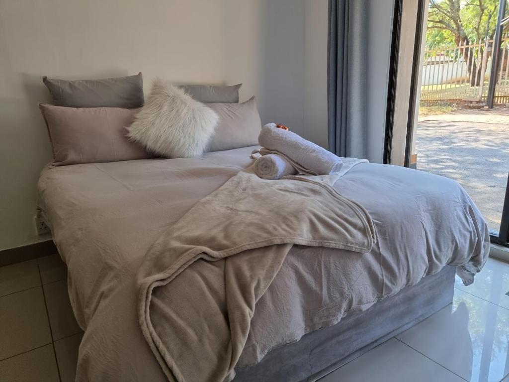 هتل آتربری سلف کیترینگ استودیوها Atterbury self catering studios