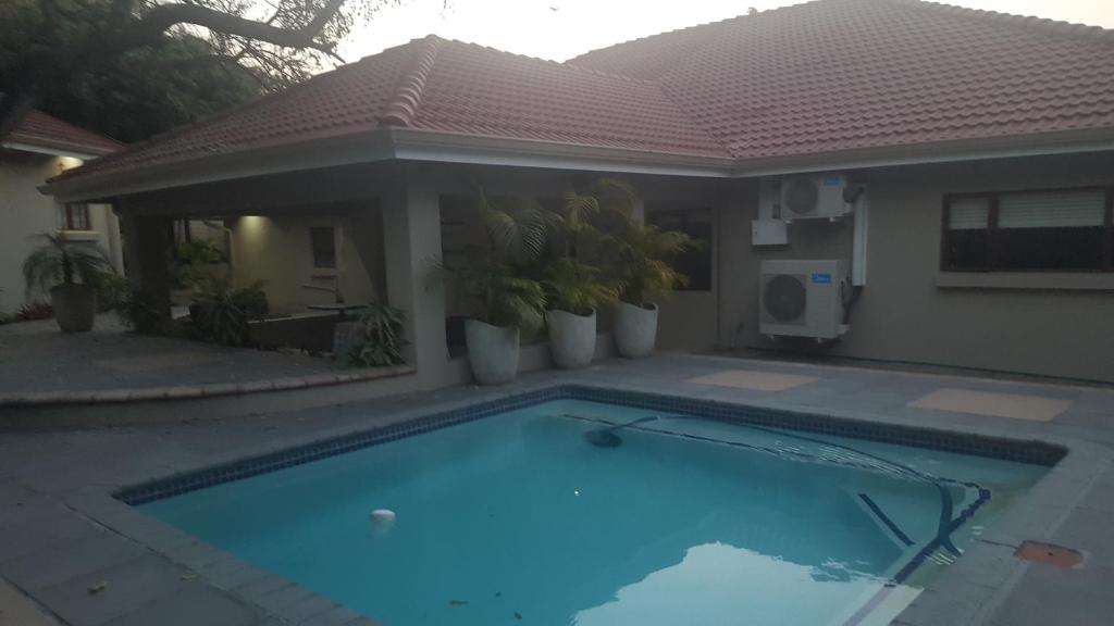 هتل ماگیسا گس‌ت‌هاوس Magisha Guesthouse