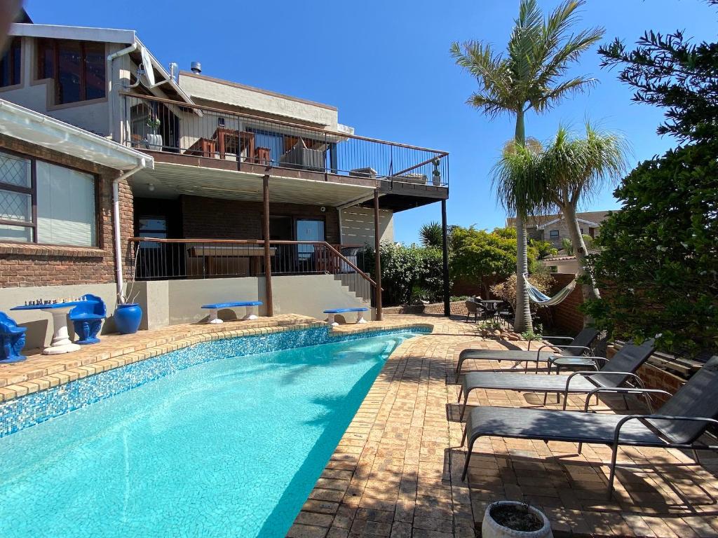 هتل سرف پوینت هالی دی هوم اند آپارتمان - Surf Point Holiday Home & Apartment