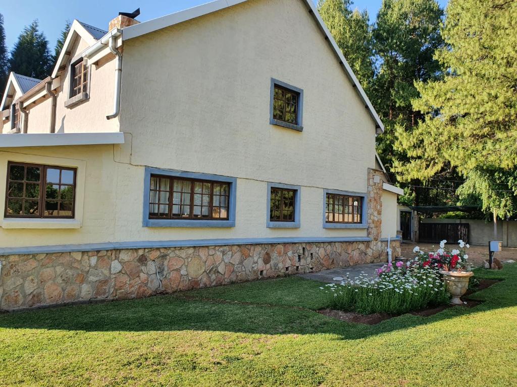 هتل استونفلای گست هاوس - Stonefly Guesthouse