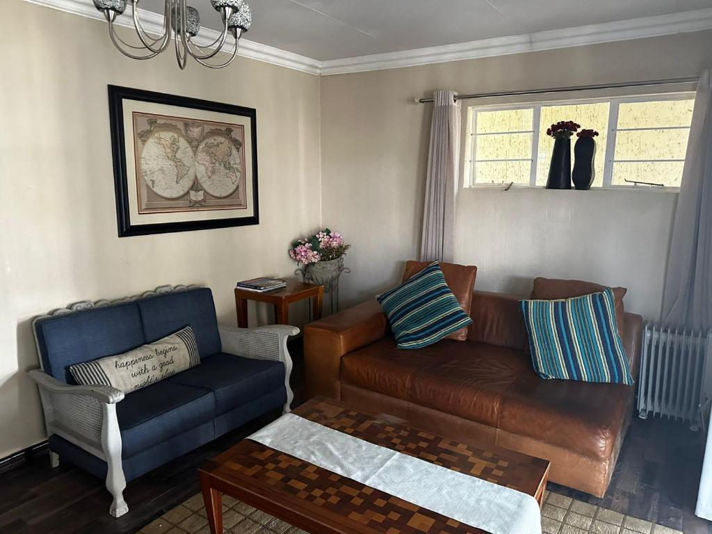 هتل کوزی کاتج آکومودیشن این جوهانسبرگ Cozy Cottage Accommodation in Johannesburg