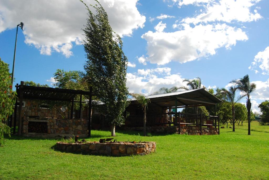 هتل لین‌کوئندا گست فارم Linquenda Guest Farm
