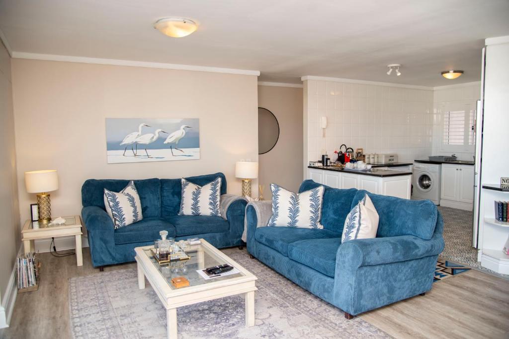 هتل ۱۸ کی ویست، واترفرانت 18 Quay West, Waterfront
