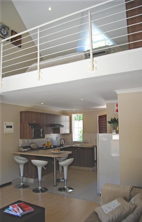 هتل ذ لوفتس The Lofts