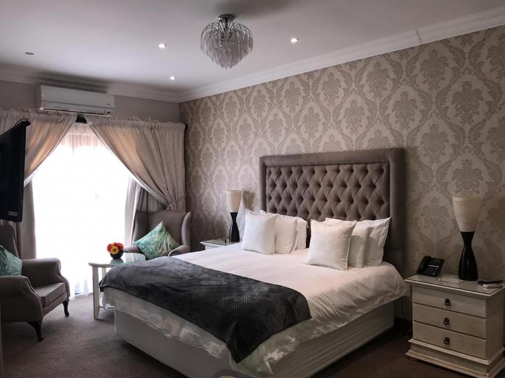 کلاسییک گریتس بوتیک هتل Classique Grace Boutique Hotel