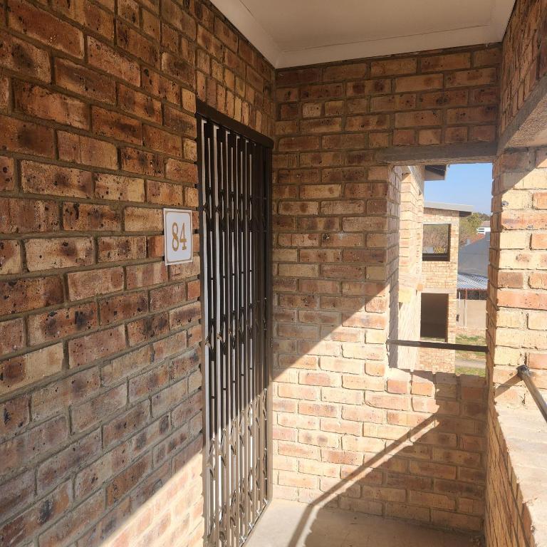 هتل تو بِد روَم تاون هاوس ذِ پاینز آلبِرتز دال Two Bedroom townhouse THE PINES ALBERTSDAL