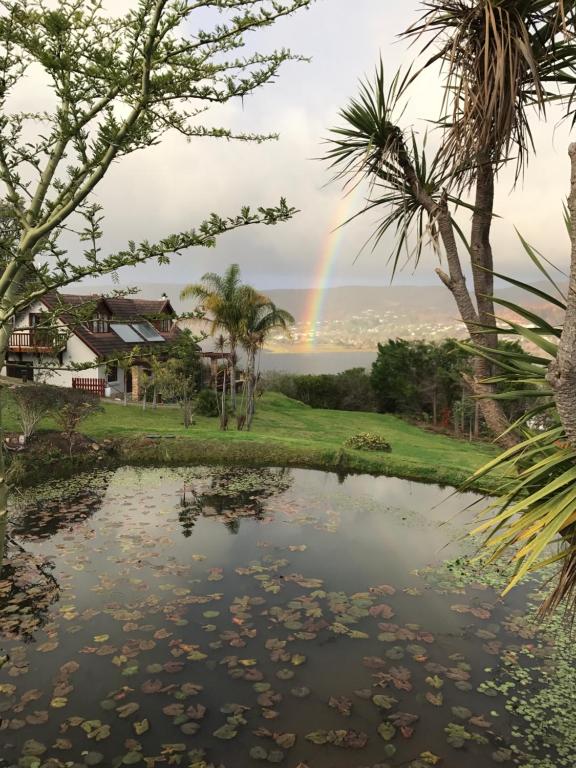هتل فیش ایگل لاج Fish Eagle Lodge
