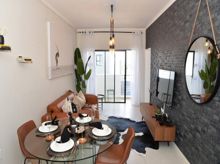 هتل الکارو لاکچری ویلاز-د کِیو ELcaro Luxury Villas-The Cave