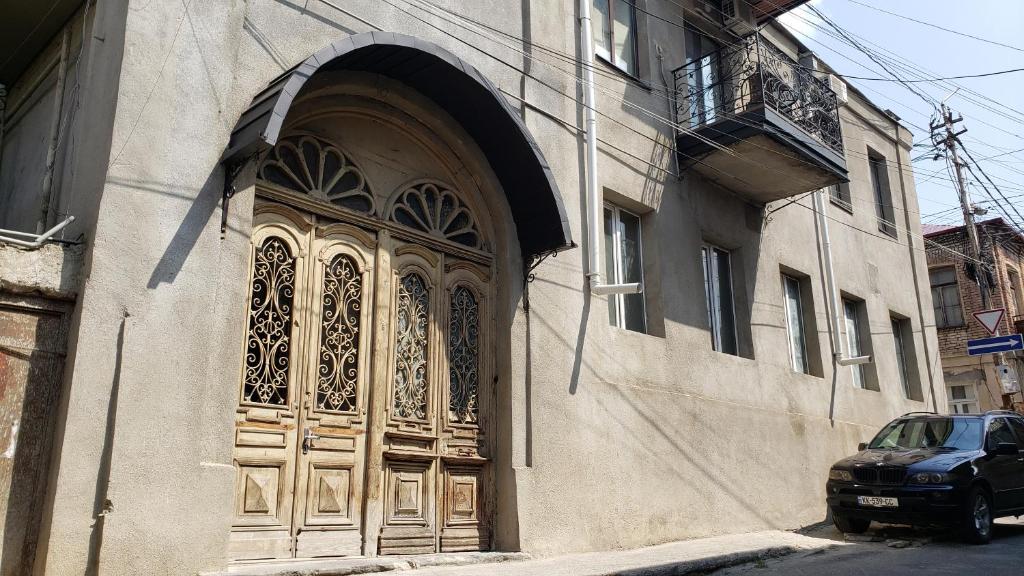 هتل فمیلی گست هاوس Family Guest House