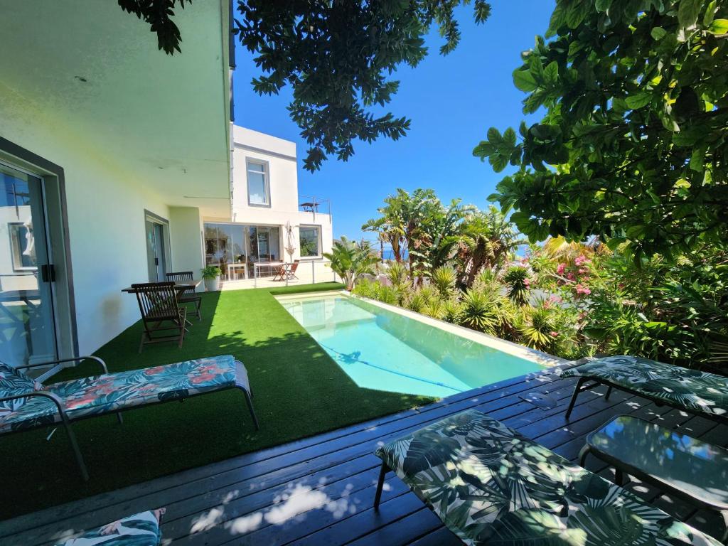 هتل فینچلی گست هاوس این کمپز بی Finchley Guesthouse in Camps Bay