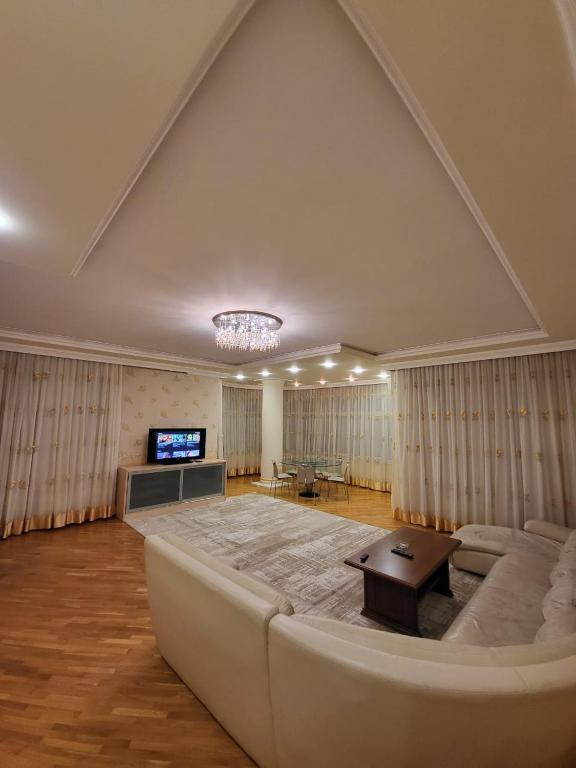 هتل باكو 3 رومز - Baku 3 rooms