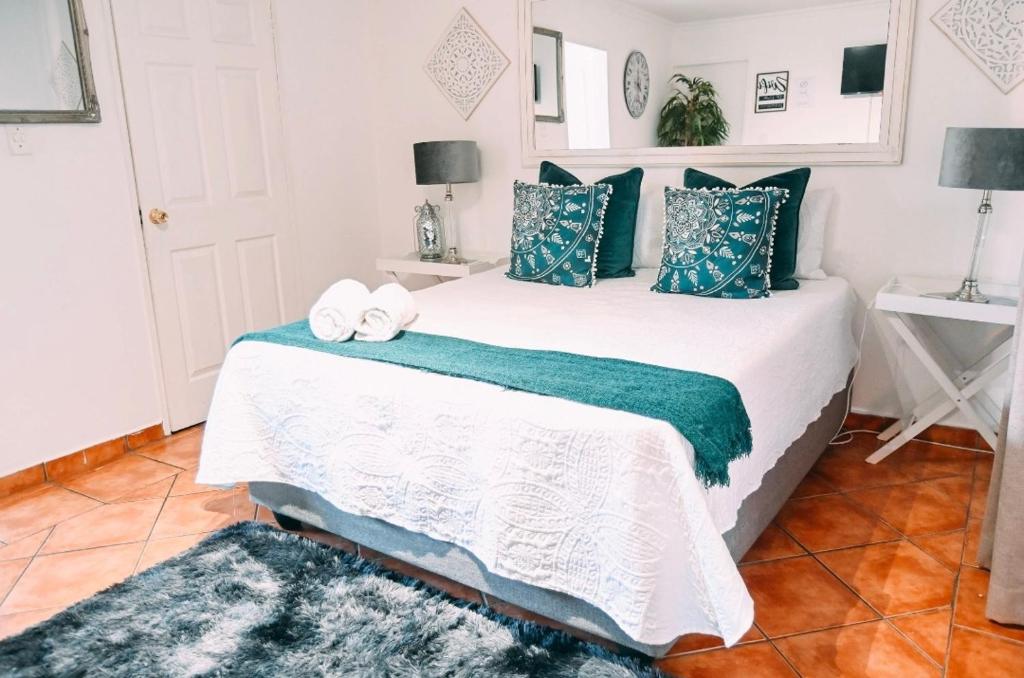 هتل ژان تیک ایروپورت گس هاوس یونیت 5 Zhantique Airport Guest House Unit 5