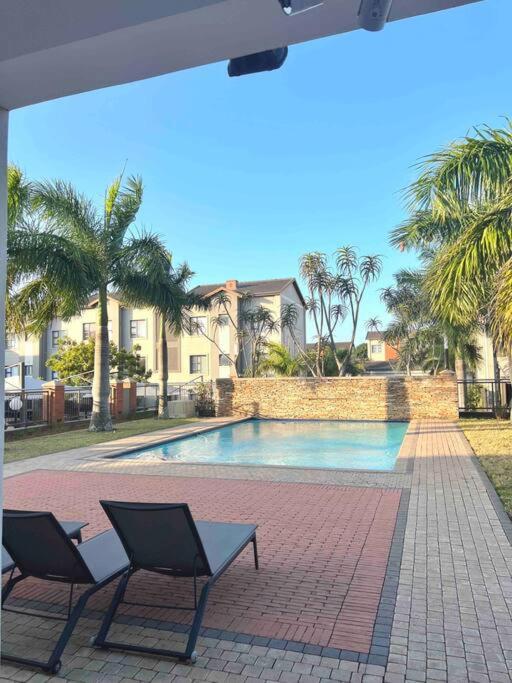 هتل سیزنز کورت اومهلنگا 2bed آپت - Seasons Court umhlanga 2bed Apt